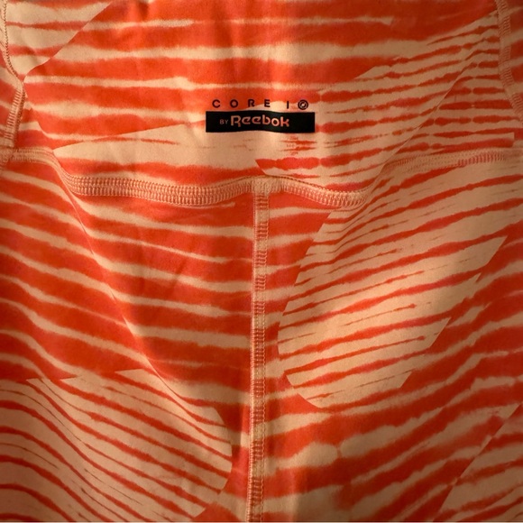 💲🔻 Core 10 by Reebok Printed Leggings - Picture 4 of 4